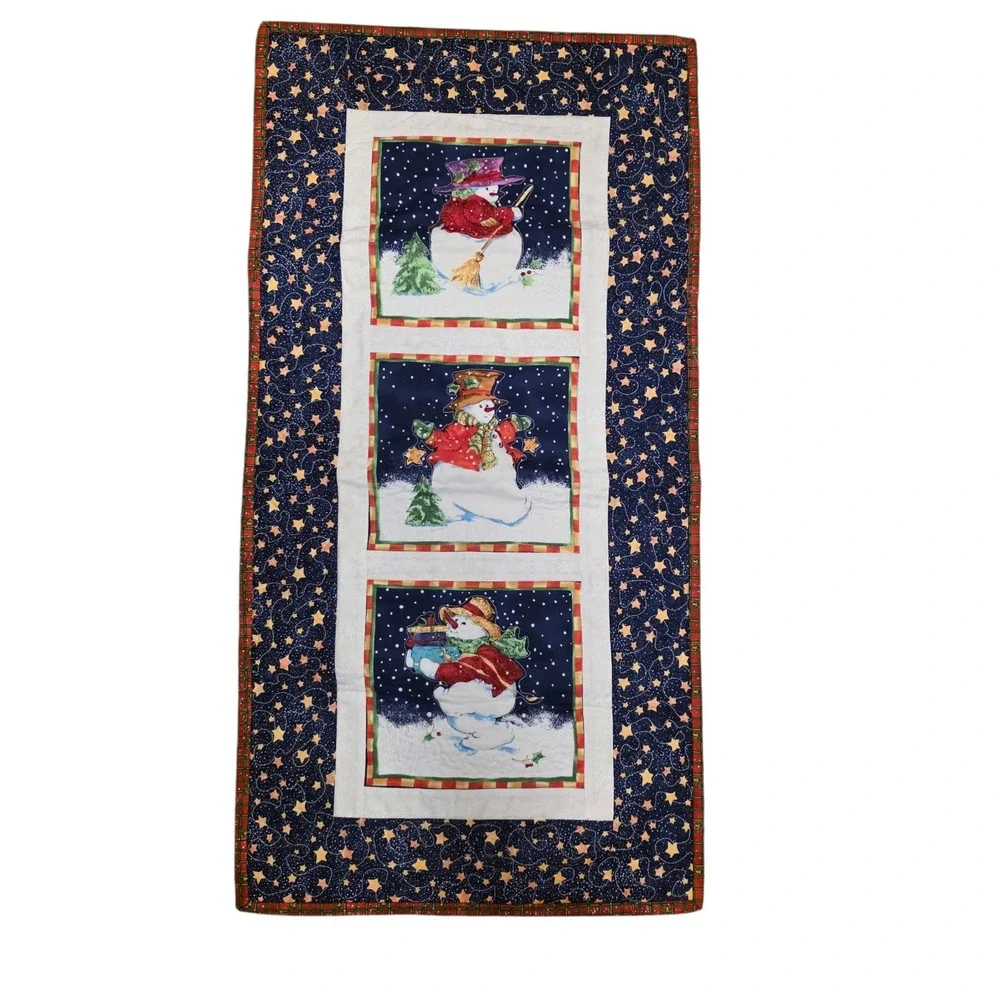 Vintage Handmade Quilted Christmas Table Runner 31.5X16 Inches Holiday‎ Snowmen